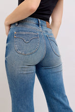 Load image into Gallery viewer, 837d00f5-541f-4d2c-9f3a-7a92b12beb95-Max